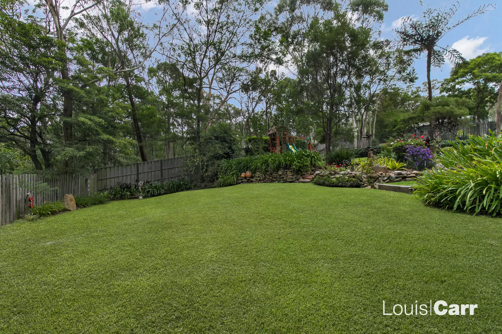 11 Knightsbridge Place, Castle Hill For Sale by Louis Carr Real Estate - image 16