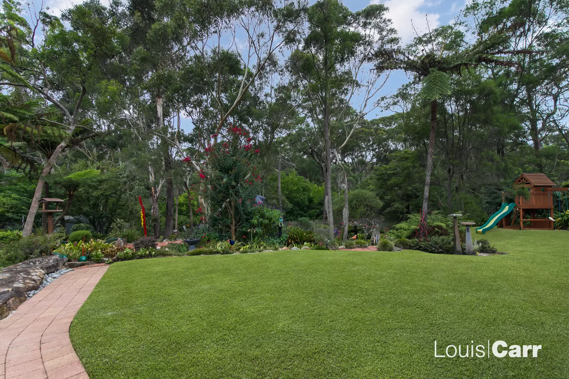 11 Knightsbridge Place, Castle Hill For Sale by Louis Carr Real Estate - image 15