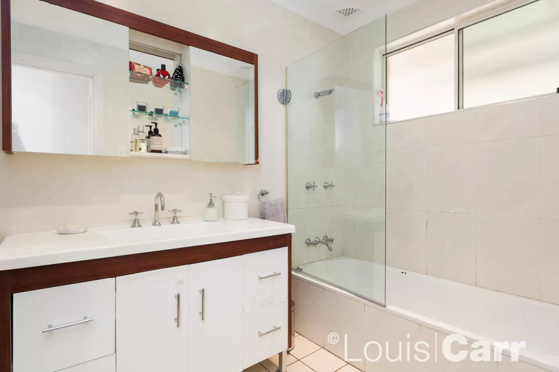 17 Helen Court, Castle Hill Leased by Louis Carr Real Estate - image 4
