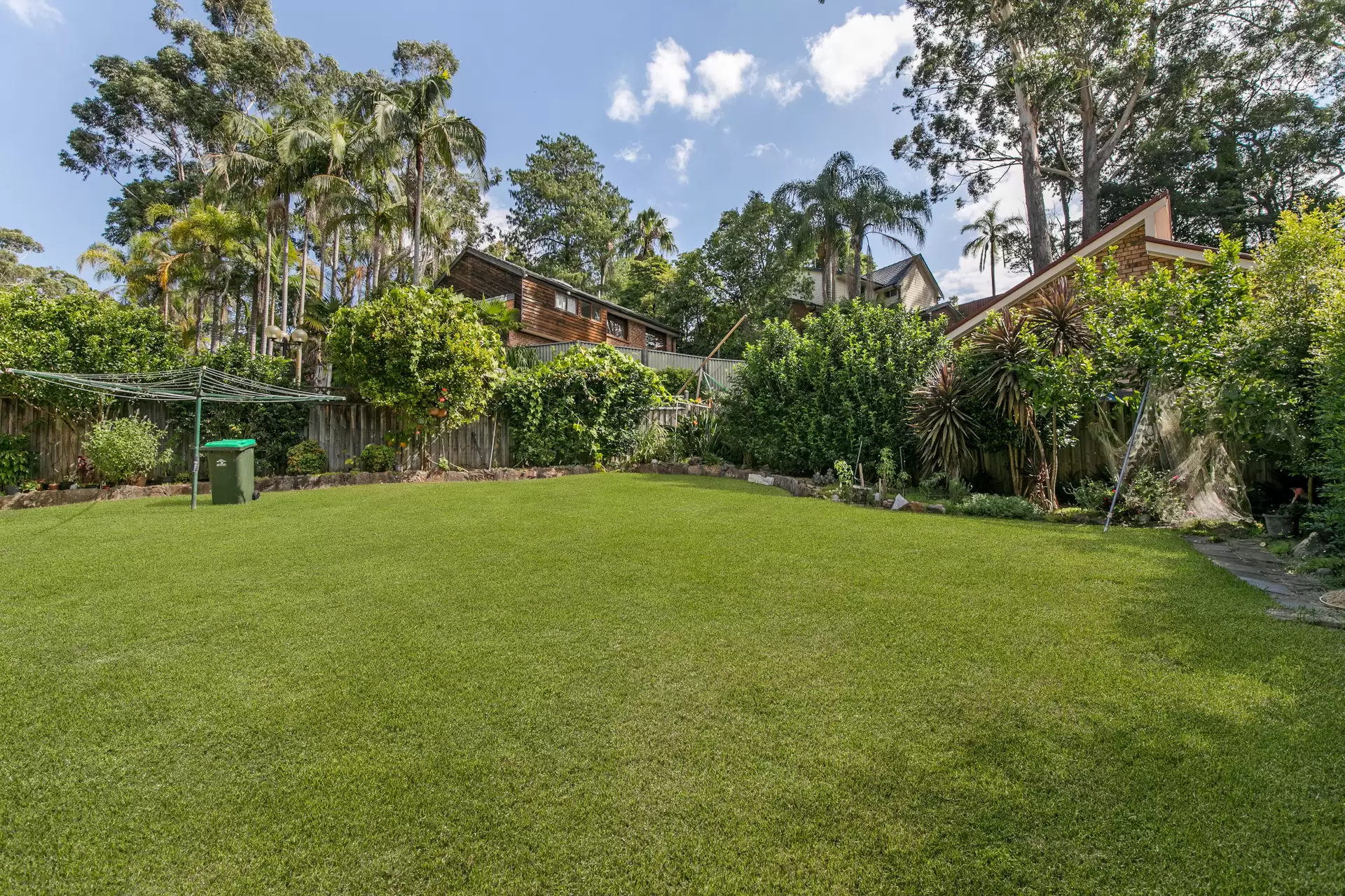 17 Beahan Place, Cherrybrook Leased by Louis Carr Real Estate - image 2