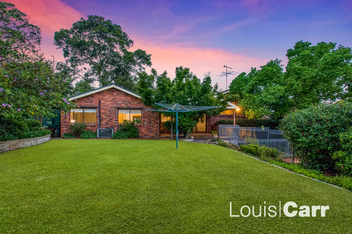 59 Fishburn Crescent, Castle Hill Leased by Louis Carr Real Estate - image 2
