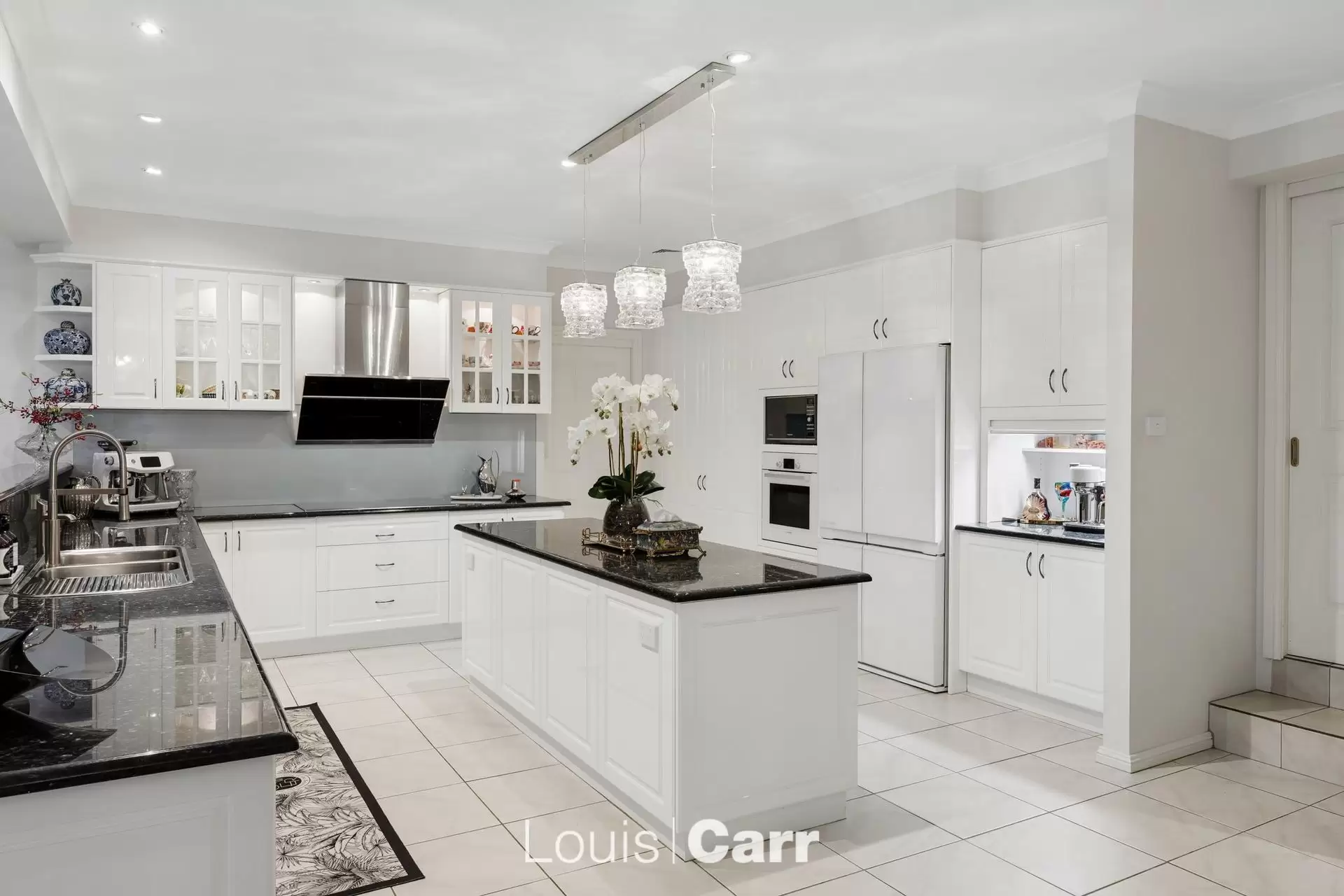 7 Neville Court, Castle Hill For Sale by Louis Carr Real Estate - image 25