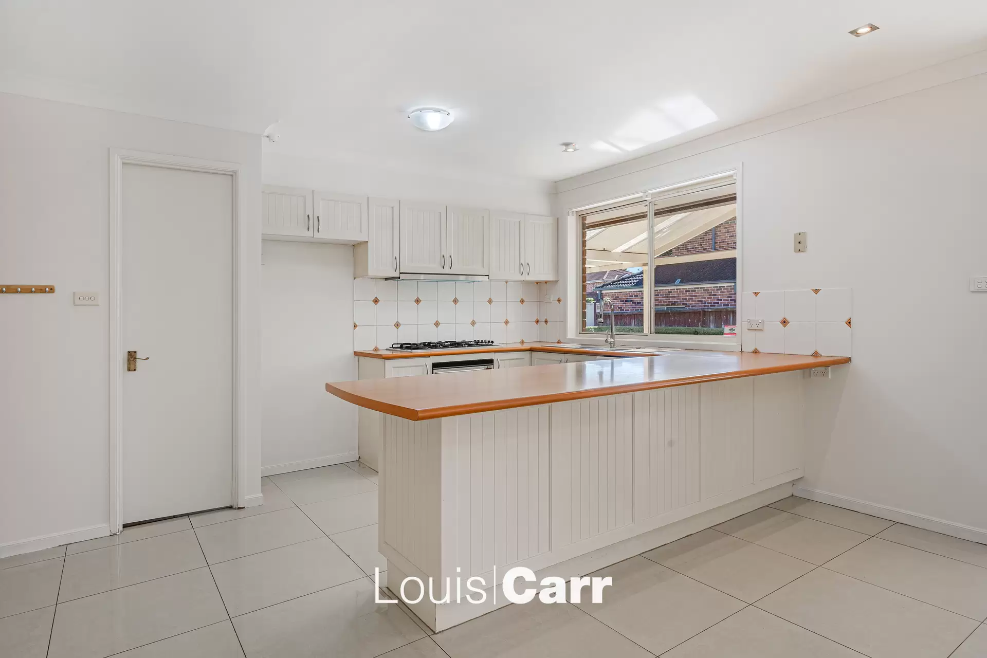 104 Brampton Drive, Beaumont Hills Leased by Louis Carr Real Estate - image 4