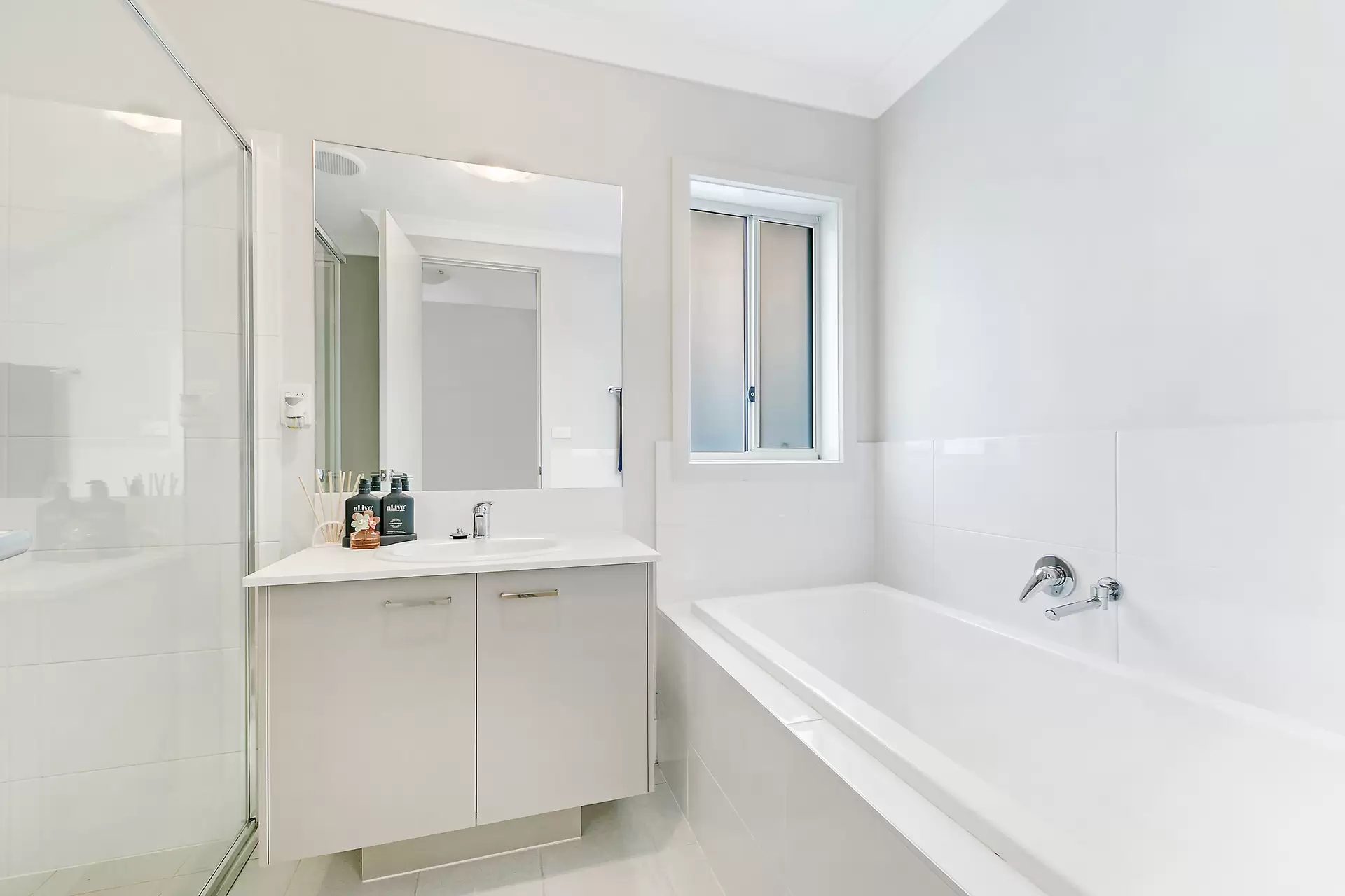 26 Carbine Street, Box Hill Leased by Louis Carr Real Estate - image 10