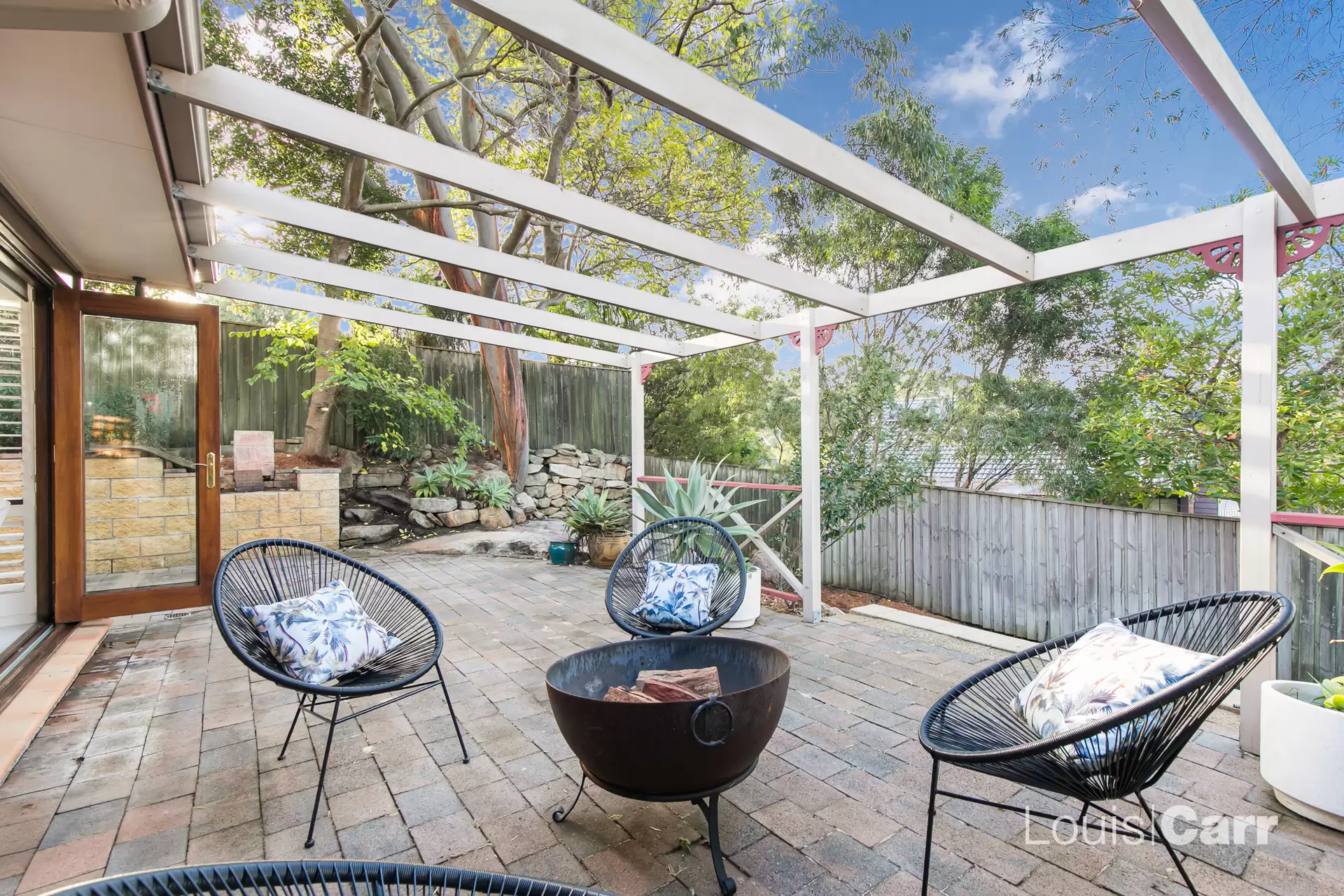 17 Fallon Drive, Dural For Sale by Louis Carr Real Estate - image 7