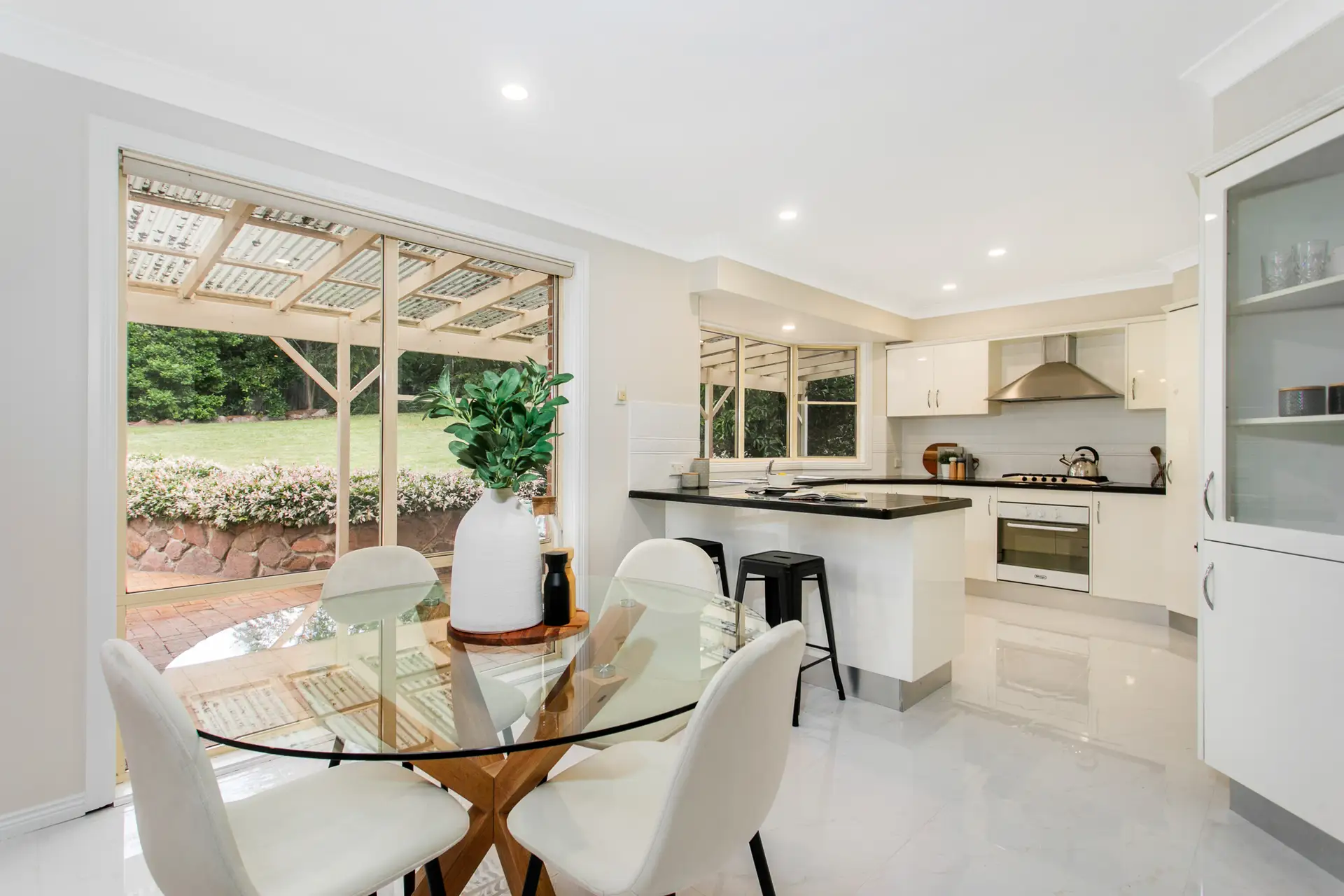5 Lyneham Place, West Pennant Hills Sold by Louis Carr Real Estate - image 4