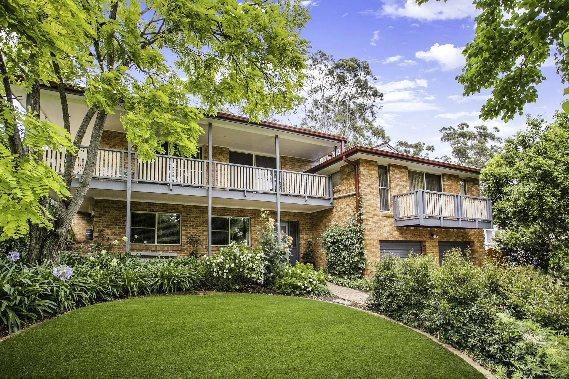 21 Hancock Drive, Cherrybrook Sold by Louis Carr Real Estate - image 1