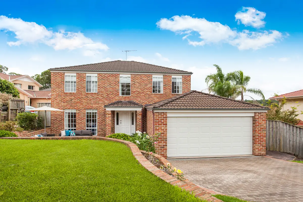 12 Grovewood Place, Castle Hill Sold by Louis Carr Real Estate - image 1