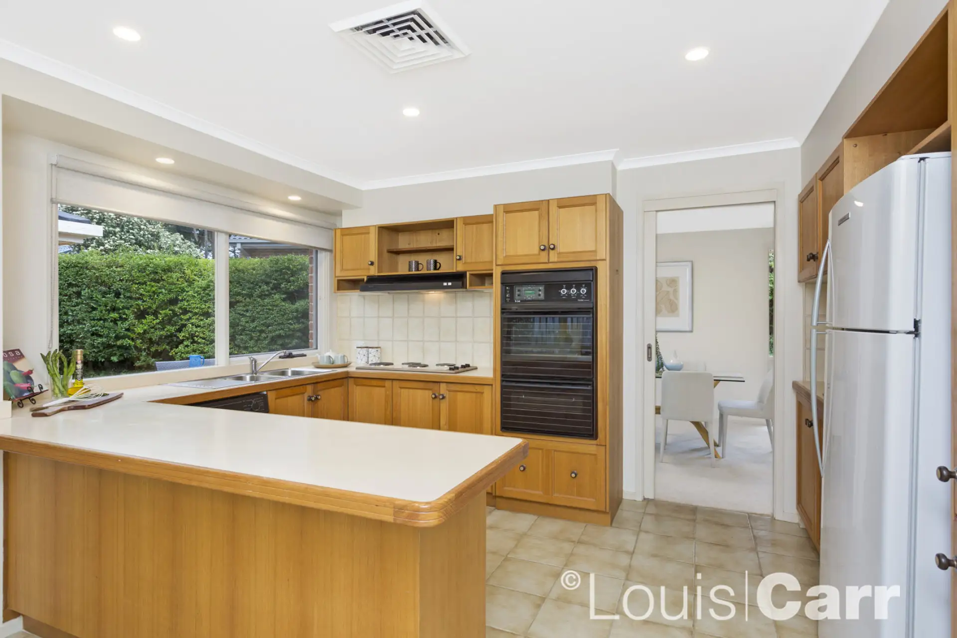 9 Pogson Drive, Cherrybrook Sold by Louis Carr Real Estate - image 4