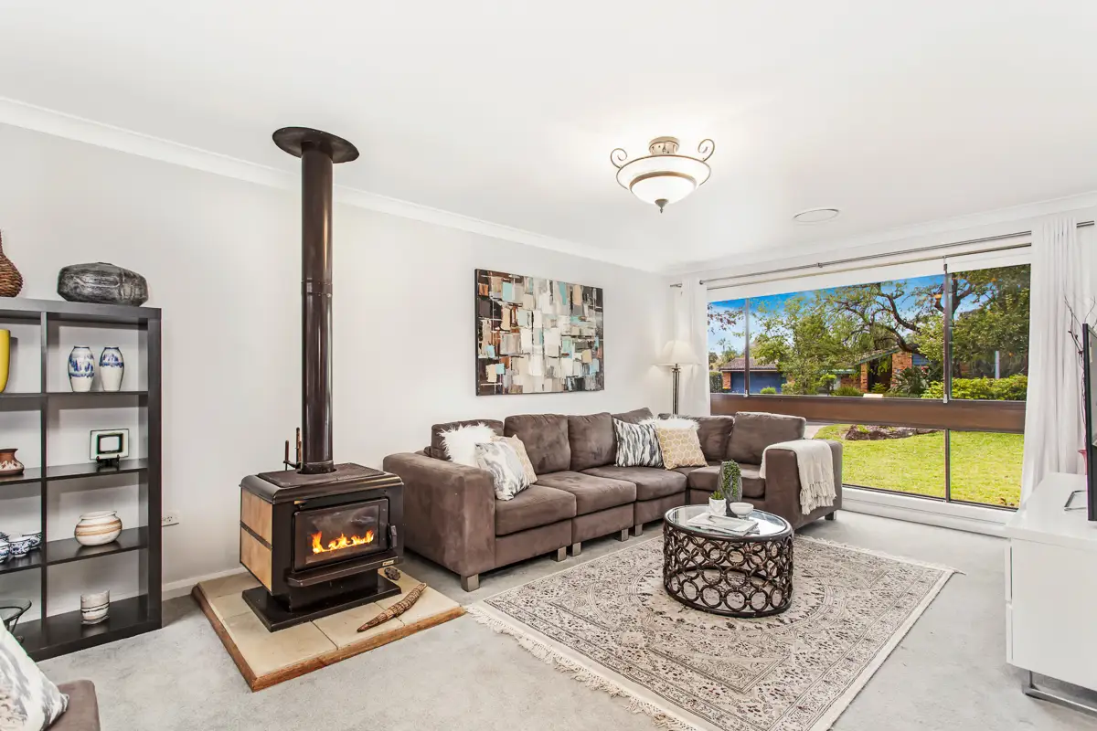 4 Rossian Place, Cherrybrook Sold by Louis Carr Real Estate - image 3