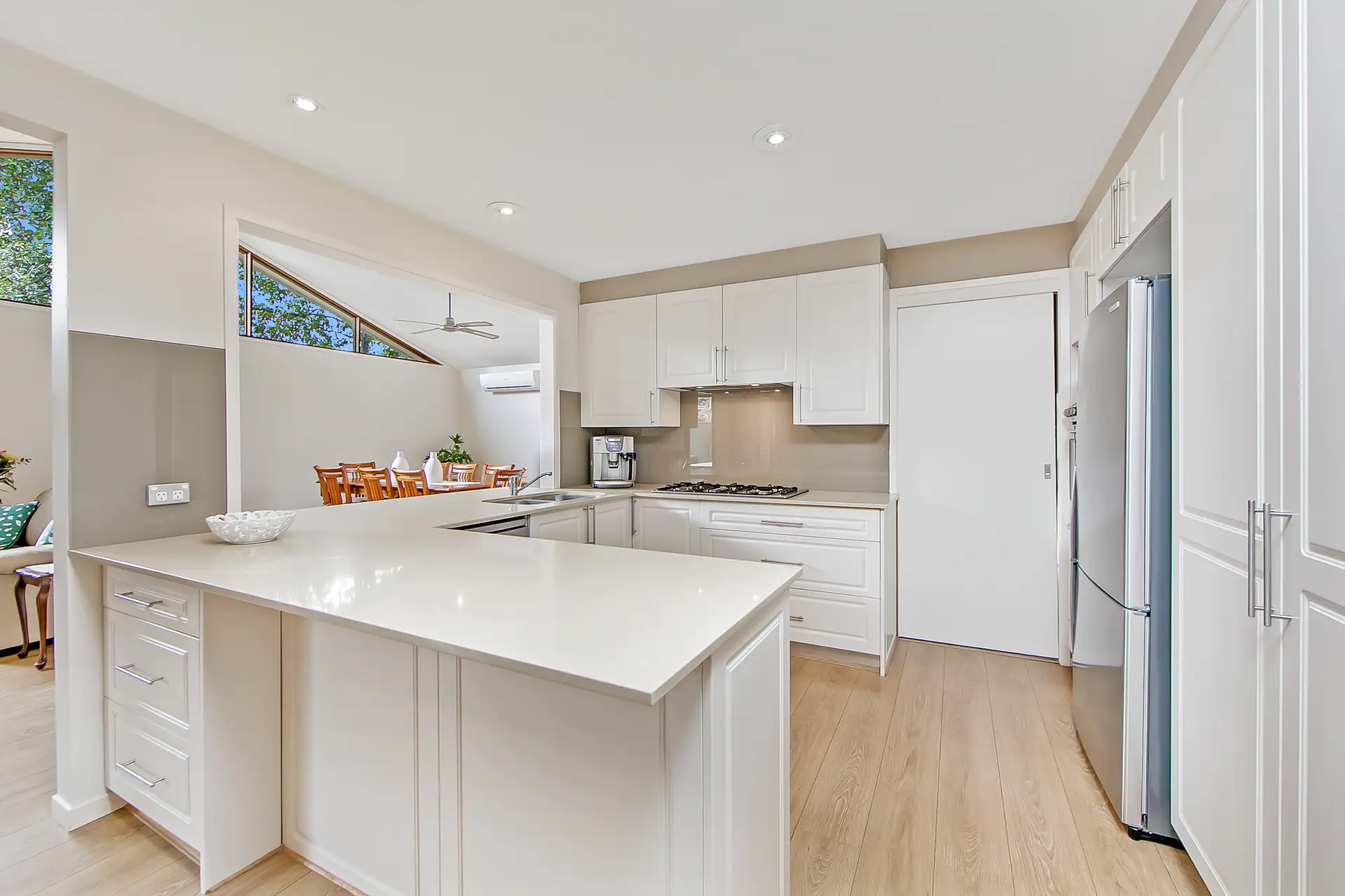 4 Camellia Court, Cherrybrook Sold by Louis Carr Real Estate - image 3