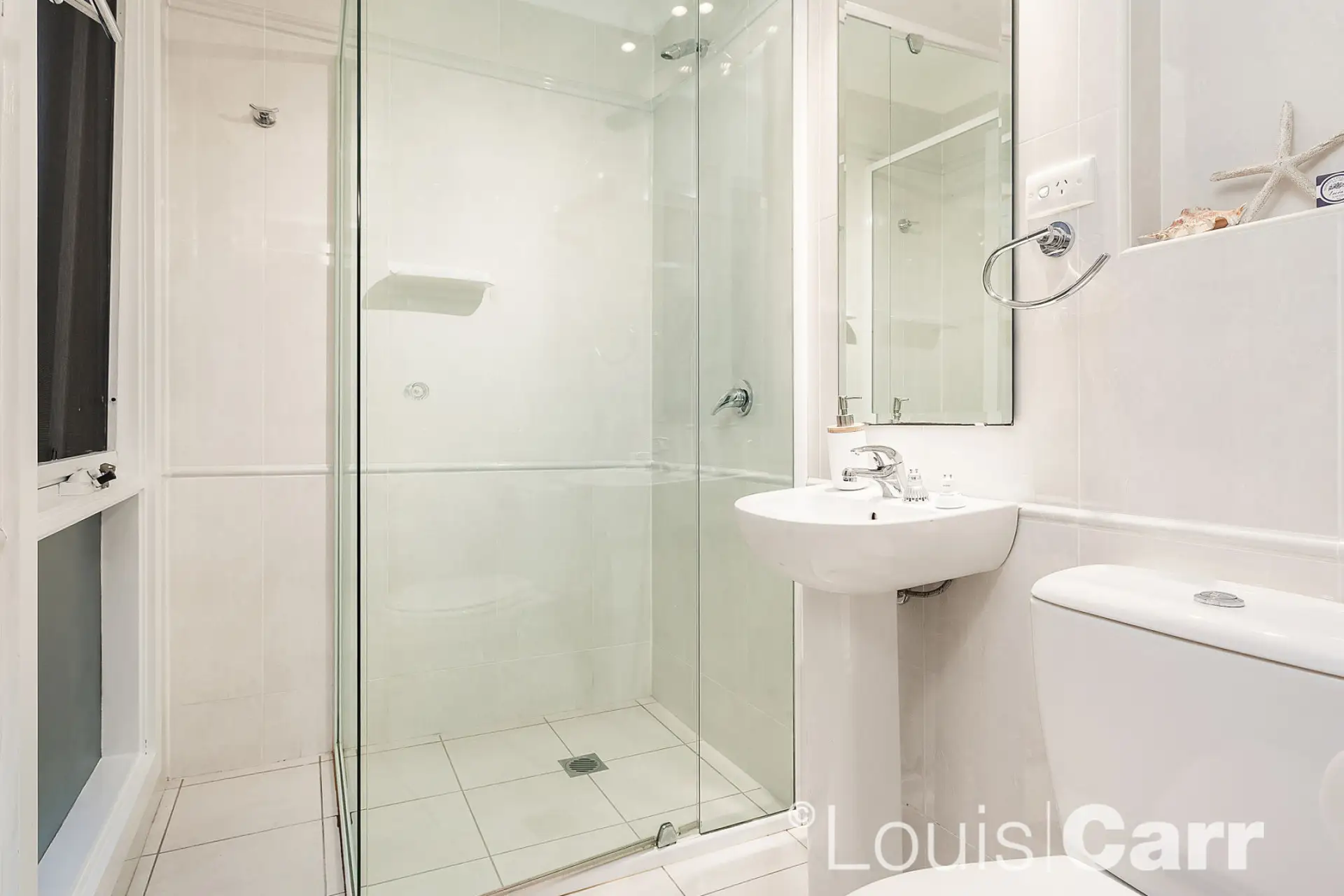 26 Macquarie Drive, Cherrybrook Sold by Louis Carr Real Estate - image 7