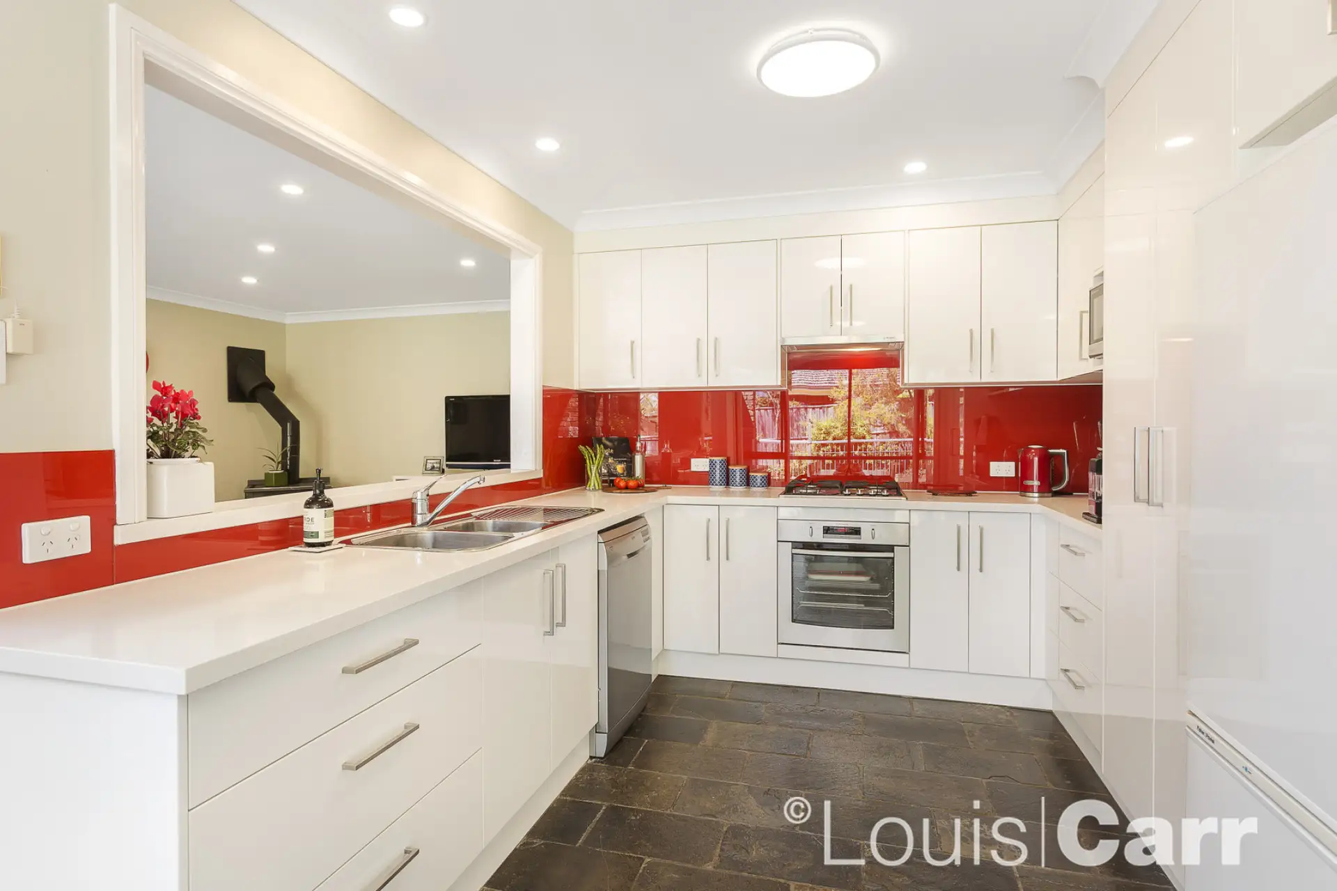 47 Manuka Circle, Cherrybrook Sold by Louis Carr Real Estate - image 4