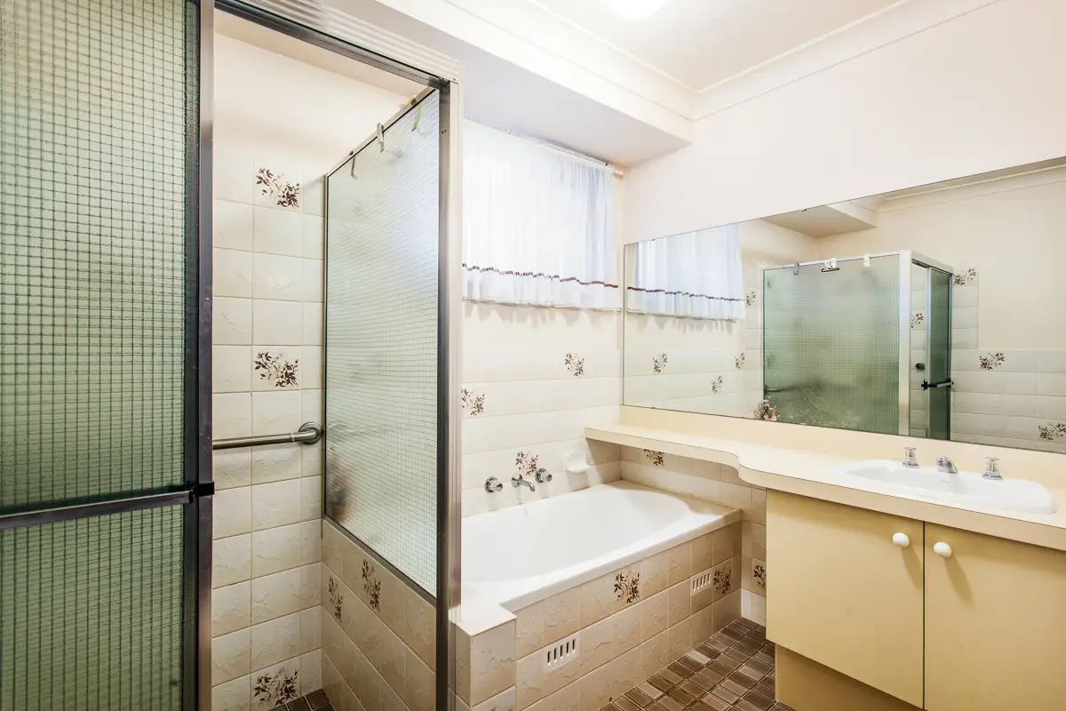 109 Shepherds Drive, Cherrybrook Sold by Louis Carr Real Estate - image 4